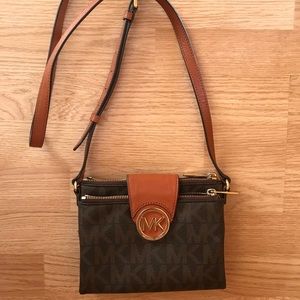 Michael Kors Side Bag / Brown & Gold
